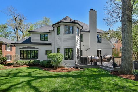 A home in Glen Ellyn