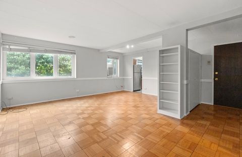 Tiny photo for 7206 Oak Avenue #2SE, River Forest, IL 60305 (MLS # 12629294)