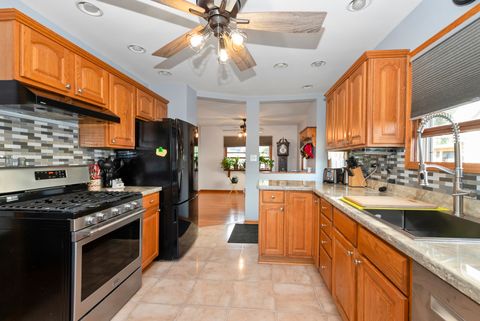 Tiny photo for 3723 W 115 Place, Alsip, IL 60803 (MLS # 12452692)