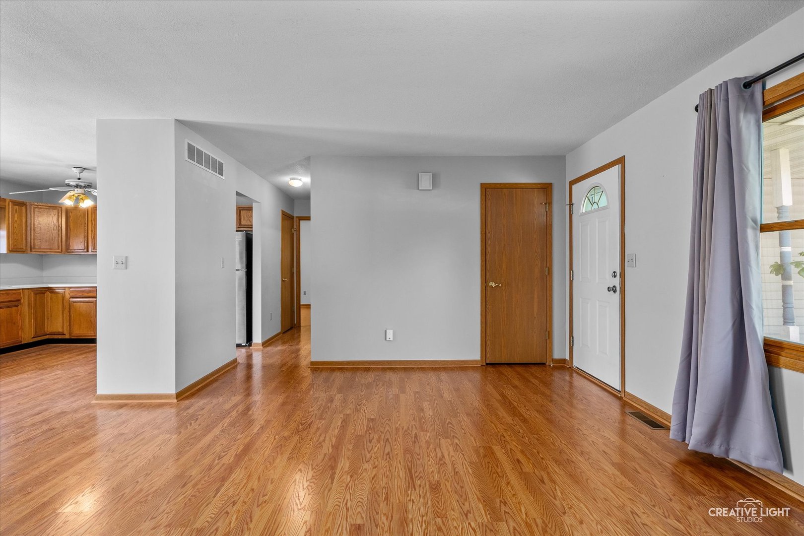 312 Willis Avenue