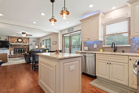 Tiny photo for 800 Manchester Street, Naperville, IL 60563 (MLS # 12273612)