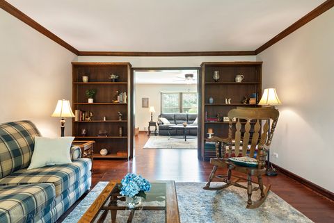 Tiny photo for 800 Manchester Street, Naperville, IL 60563 (MLS # 12273612)