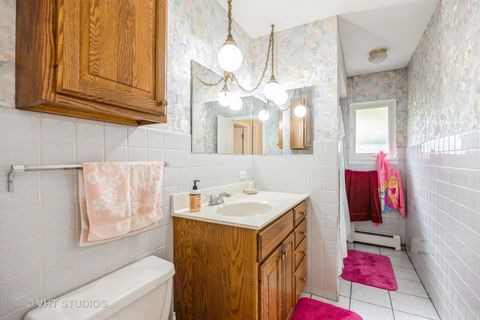 Tiny photo for 1715 W Main Street, Sleepy Hollow, IL 60118 (MLS # 12364898)