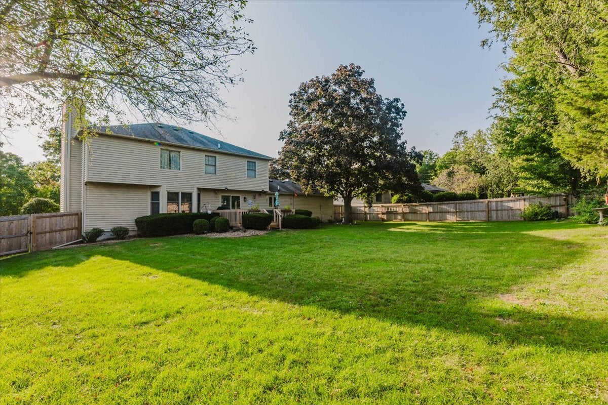 4 Inverness Drive