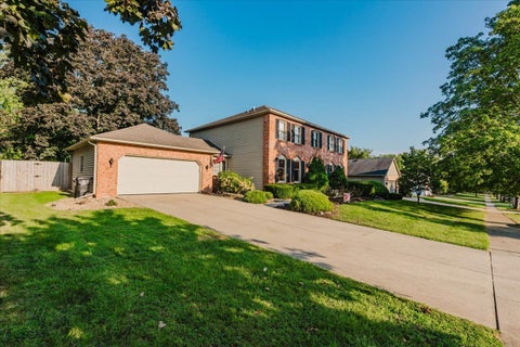 Tiny photo for 4 Inverness Drive, Bloomington, IL 61701 (MLS # 12731959)