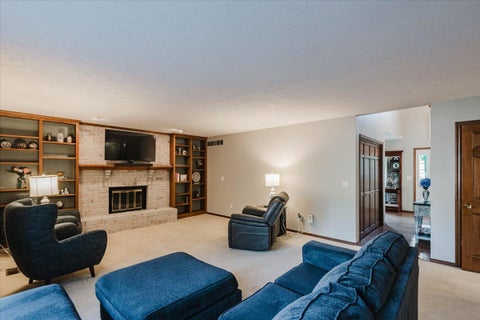 Tiny photo for 4 Inverness Drive, Bloomington, IL 61701 (MLS # 12731959)