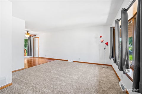 Tiny photo for 176 Boulder Hill Pass, Montgomery, IL 60538 (MLS # 12696414)