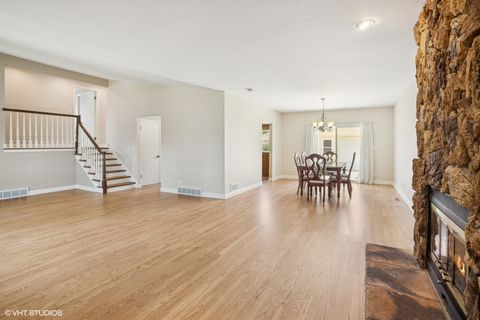 Tiny photo for 3N276 N Howard Avenue, Elmhurst, IL 60126 (MLS # 12481029)