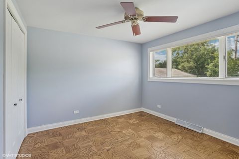 Tiny photo for 3N276 N Howard Avenue, Elmhurst, IL 60126 (MLS # 12481029)