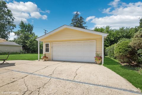 Tiny photo for 3N276 N Howard Avenue, Elmhurst, IL 60126 (MLS # 12481029)