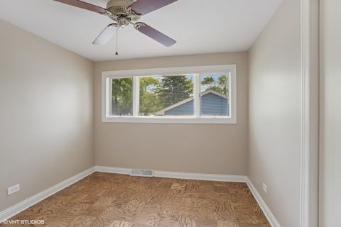 Tiny photo for 3N276 N Howard Avenue, Elmhurst, IL 60126 (MLS # 12481029)
