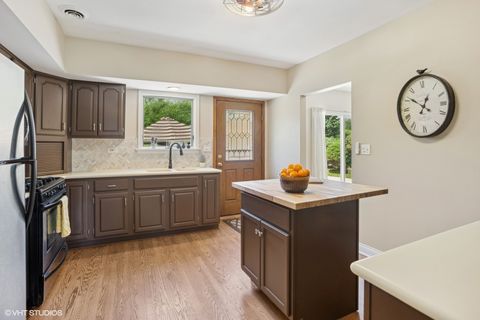 Tiny photo for 3N276 N Howard Avenue, Elmhurst, IL 60126 (MLS # 12481029)