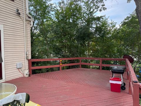 Tiny photo for 300 S Cumberland Parkway, Des Plaines, IL 60016 (MLS # 12499395)