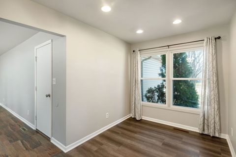 Tiny photo for 310 N Huntington Drive, McHenry, IL 60050 (MLS # 12516289)