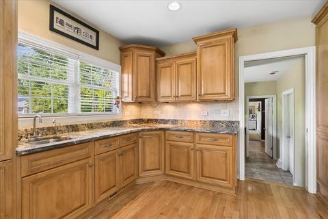 Tiny photo for 1819 Cornell Road, Flossmoor, IL 60422 (MLS # 12655482)