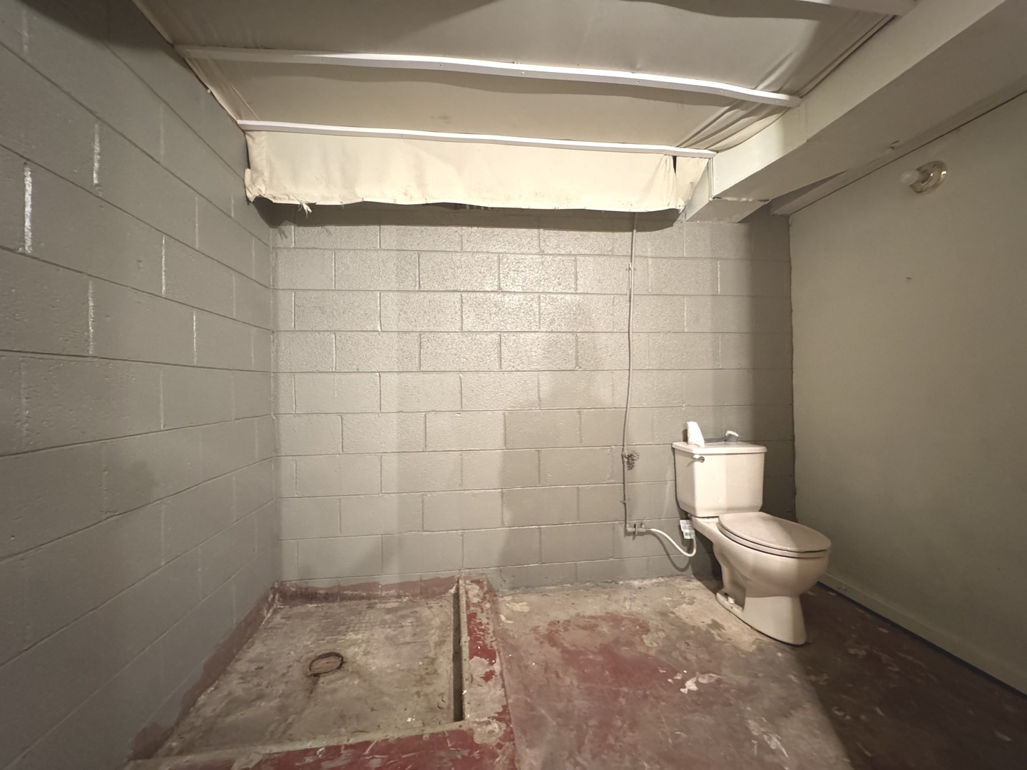 Kankakee, Illinois 60901, United States, 3 Bedrooms Bedrooms, ,2 BathroomsBathrooms,Residential,Active,224153