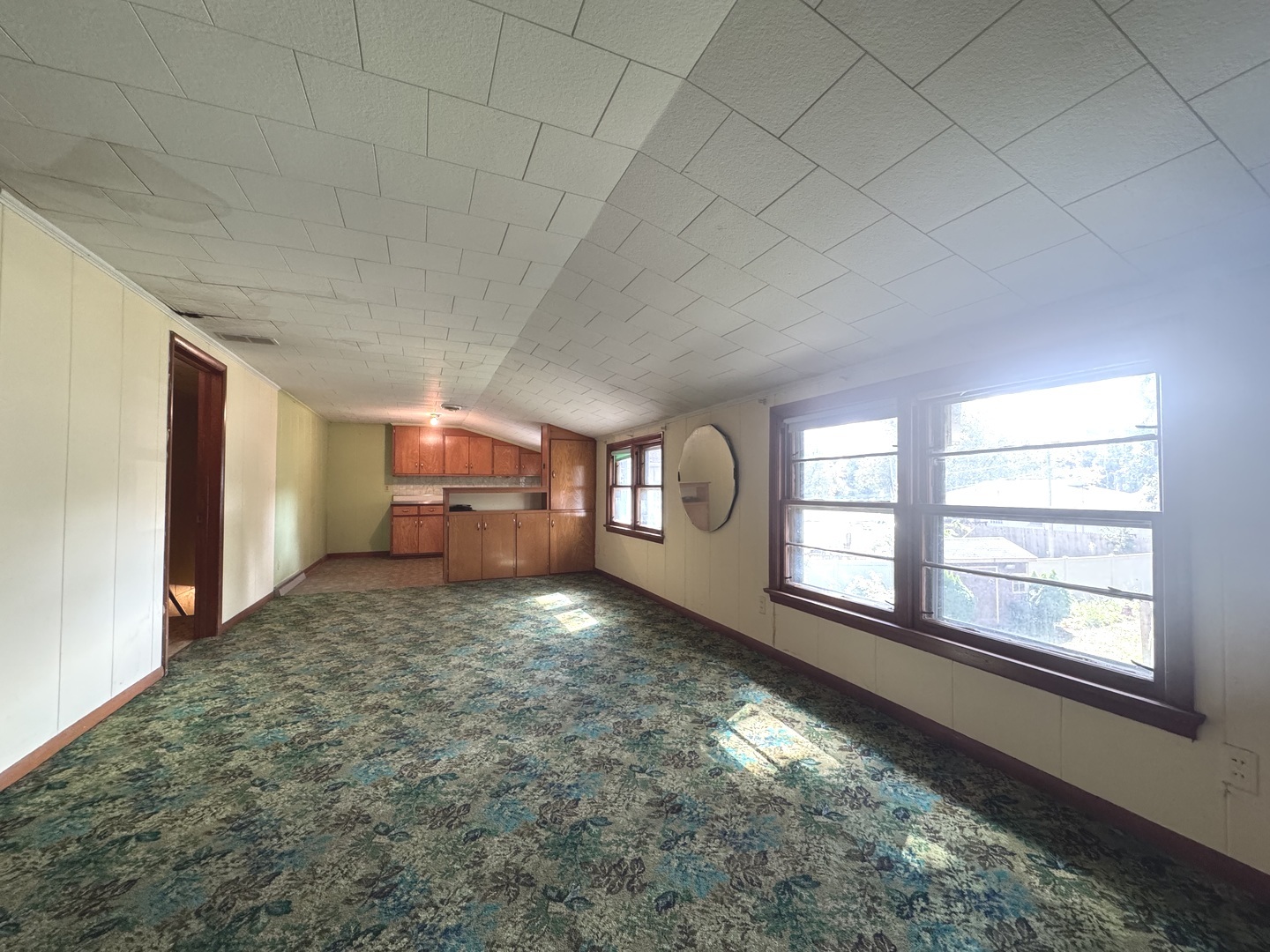 Kankakee, Illinois 60901, United States, 3 Bedrooms Bedrooms, ,2 BathroomsBathrooms,Residential,Active,224153