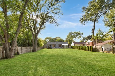 Tiny photo for 543 S Warren Avenue, Palatine, IL 60074 (MLS # 12472216)