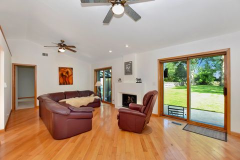 Tiny photo for 543 S Warren Avenue, Palatine, IL 60074 (MLS # 12472216)