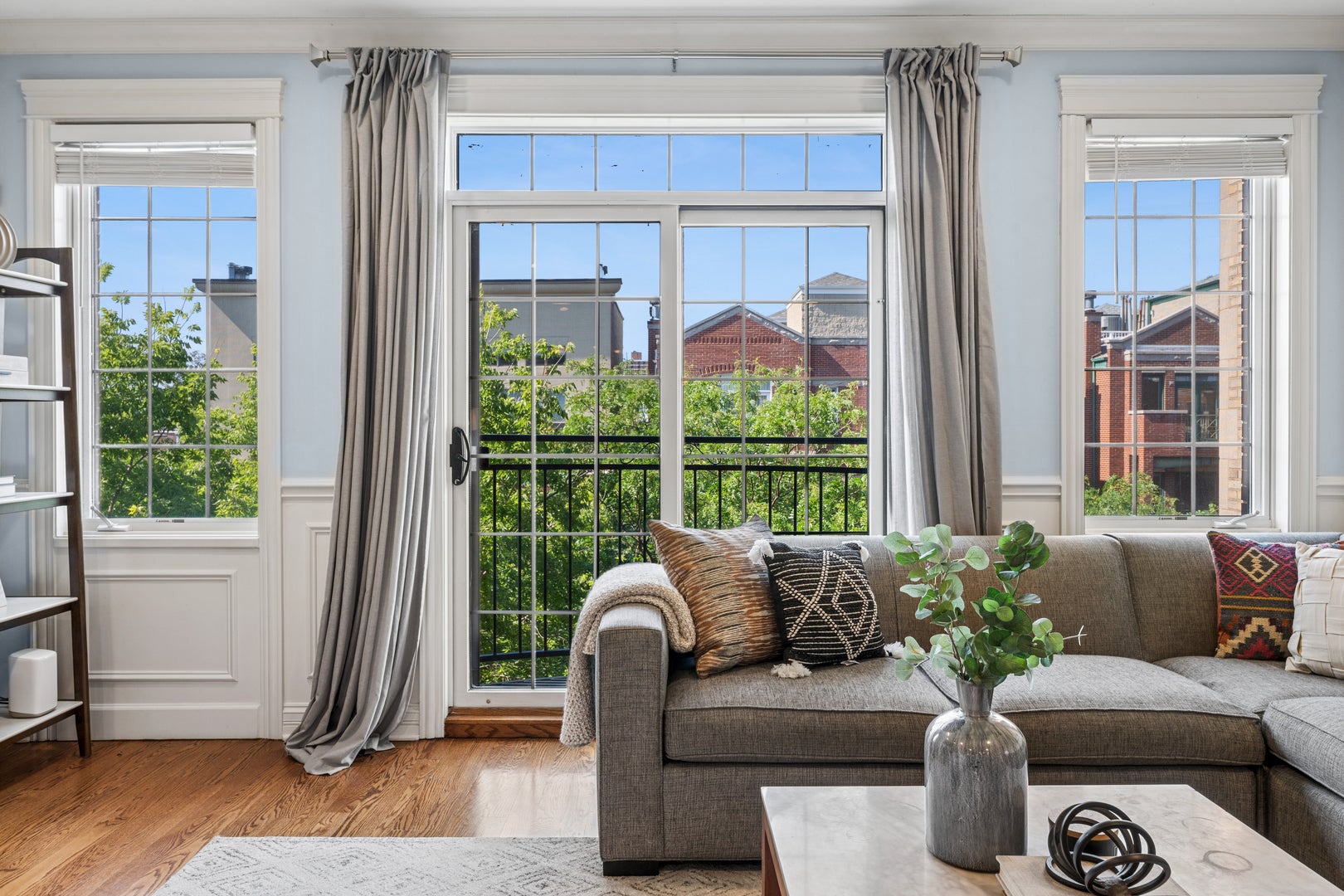 843 W Diversey Parkway 4