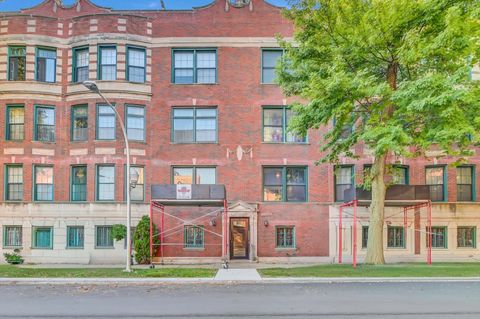 Tiny photo for 2213 E 68TH Street #1E, Chicago, IL 60649 (MLS # 12495925)