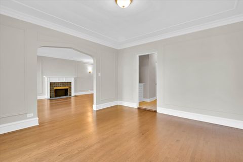 Tiny photo for 2213 E 68TH Street #1E, Chicago, IL 60649 (MLS # 12495925)