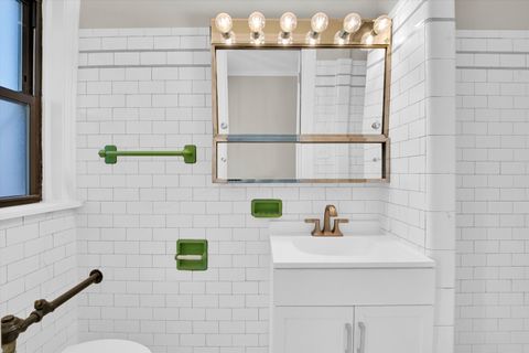 Tiny photo for 2213 E 68TH Street #1E, Chicago, IL 60649 (MLS # 12495925)