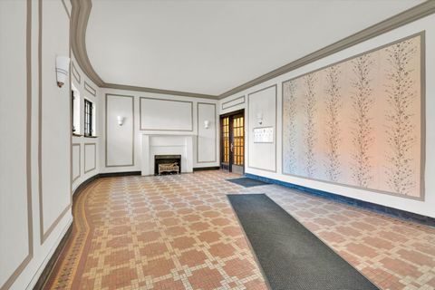 Tiny photo for 2213 E 68TH Street #1E, Chicago, IL 60649 (MLS # 12495925)