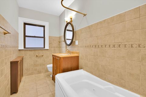 Tiny photo for 2213 E 68TH Street #1E, Chicago, IL 60649 (MLS # 12495925)
