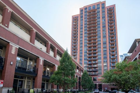 Photo of 330 N Jefferson Street #603, Chicago, IL 60661 (MLS # 12465493)