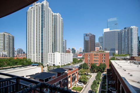 Tiny photo for 330 N Jefferson Street #603, Chicago, IL 60661 (MLS # 12465493)
