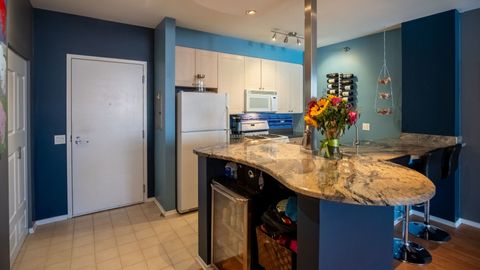 Tiny photo for 330 N Jefferson Street #603, Chicago, IL 60661 (MLS # 12465493)