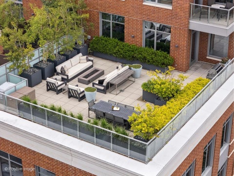 Tiny photo for 540 W Webster Avenue #511, Chicago, IL 60614 (MLS # 12764415)