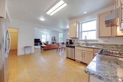 Tiny photo for 2227 Trailside Lane, Wauconda, IL 60084 (MLS # 12526915)