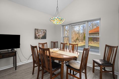 Tiny photo for 1014 2nd Street Court #1014, Moline, IL 61265 (MLS # 12549599)