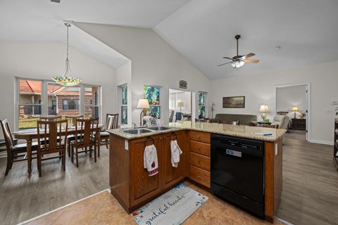 Tiny photo for 1014 2nd Street Court #1014, Moline, IL 61265 (MLS # 12549599)