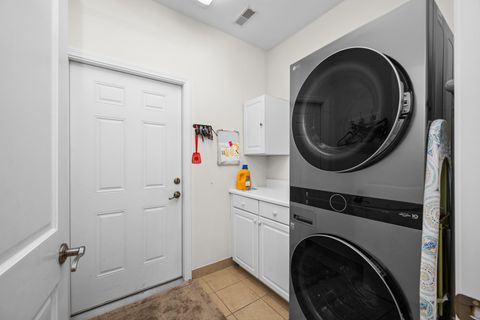 Tiny photo for 1014 2nd Street Court #1014, Moline, IL 61265 (MLS # 12549599)