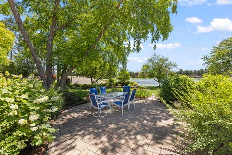 Tiny photo for 1841 Helen Court, Wheaton, IL 60189 (MLS # 12678566)