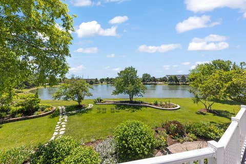 Tiny photo for 1841 Helen Court, Wheaton, IL 60189 (MLS # 12678566)