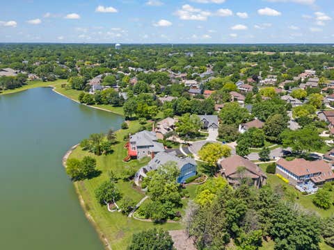 Tiny photo for 1841 Helen Court, Wheaton, IL 60189 (MLS # 12678566)