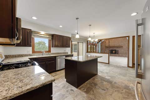 Tiny photo for 1841 Helen Court, Wheaton, IL 60189 (MLS # 12678566)