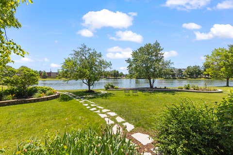 Tiny photo for 1841 Helen Court, Wheaton, IL 60189 (MLS # 12678566)