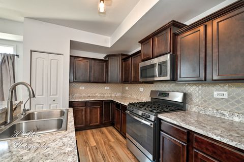 Tiny photo for 703 Anchorage Court, Pingree Grove, IL 60140 (MLS # 12495933)