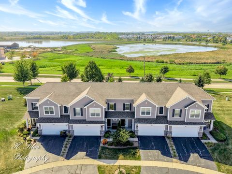 Tiny photo for 703 Anchorage Court, Pingree Grove, IL 60140 (MLS # 12495933)