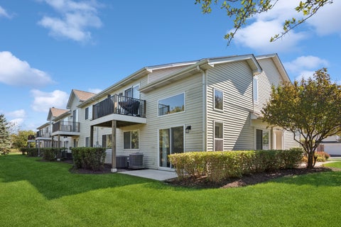 Tiny photo for 1156 Westminster Lane #1156, Elk Grove Village, IL 60007 (MLS # 12769484)