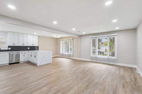 Tiny photo for 15631 E END Avenue, Dolton, IL 60419 (MLS # 12634035)