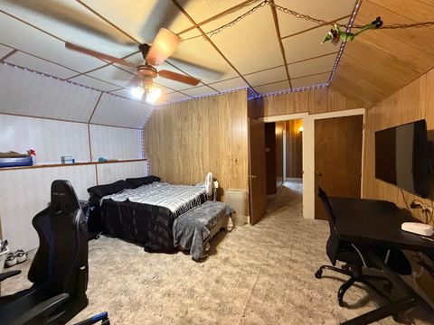 Tiny photo for 405 E Seminary Avenue, Hoopeston, IL 60942 (MLS # 12579001)