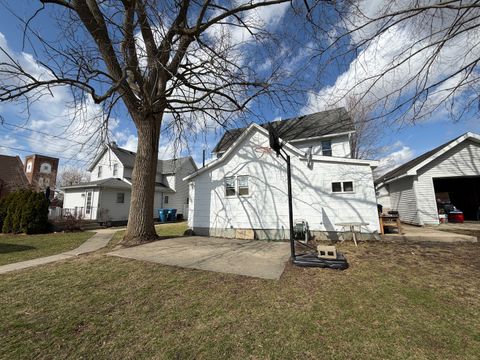 Tiny photo for 405 E Seminary Avenue, Hoopeston, IL 60942 (MLS # 12579001)