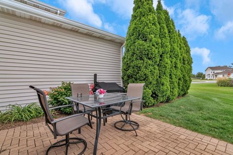 Tiny photo for 16107 Huron Street, Crest Hill, IL 60403 (MLS # 12491876)