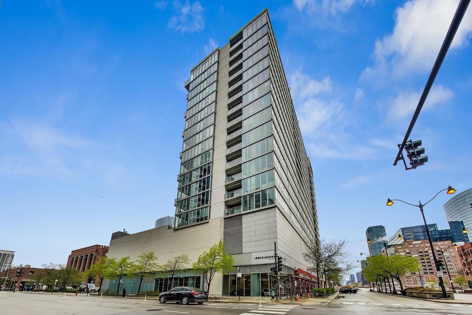 659 W Randolph Street 1115